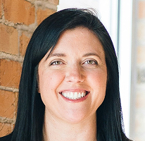 Sophie Hartwell، رئيسة فريق خدمة دعم العملاء